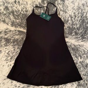 NWT HALARA everyday Cloudful Dress (M, Black)